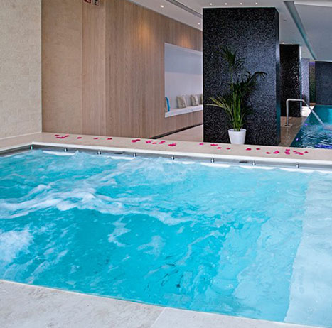 Jacuzzi